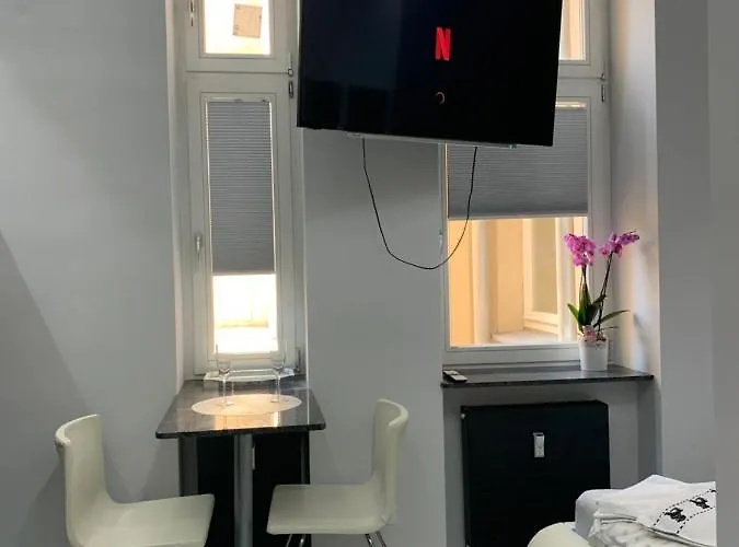 Apartament Nowoczesny Apartament: Targi Mtp I Pkp *